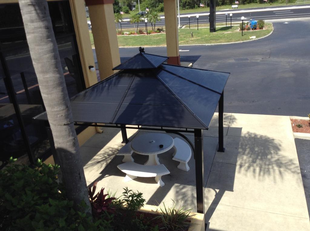 Rodeway Inn Port Richey North Zewnętrze zdjęcie