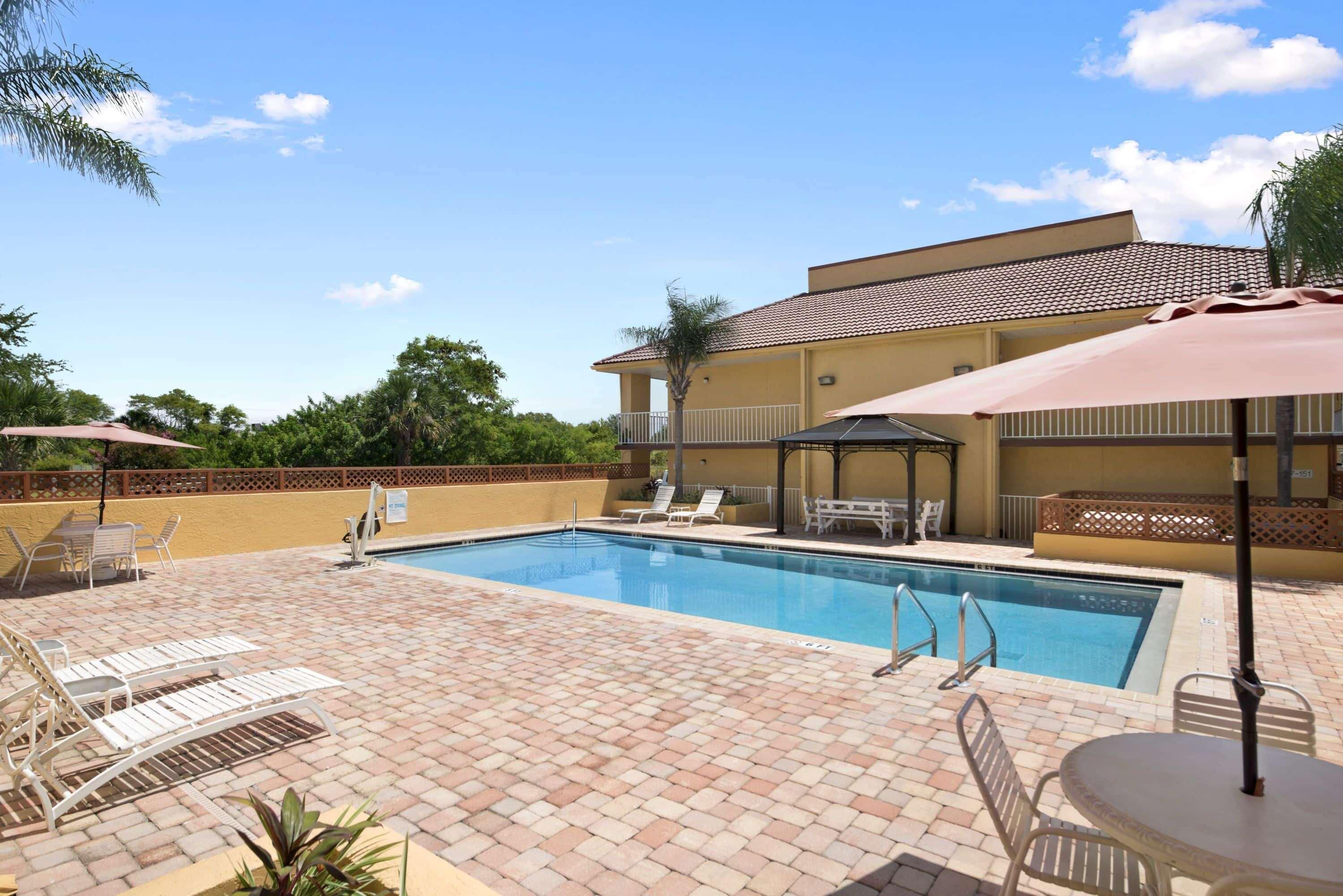 Rodeway Inn Port Richey North Zewnętrze zdjęcie