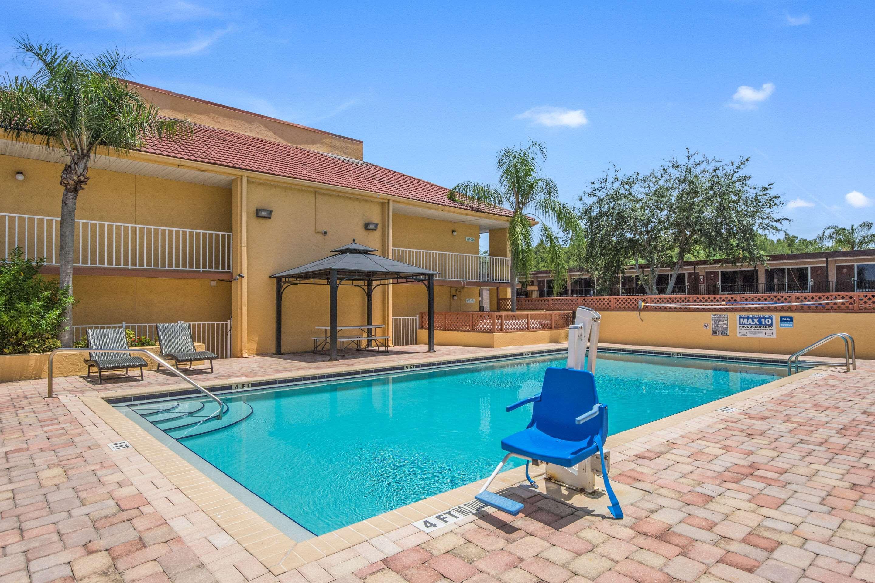 Rodeway Inn Port Richey North Zewnętrze zdjęcie